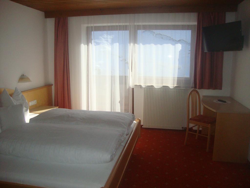 Hotel Grieswirt à St. Johann in Tirol Extérieur photo